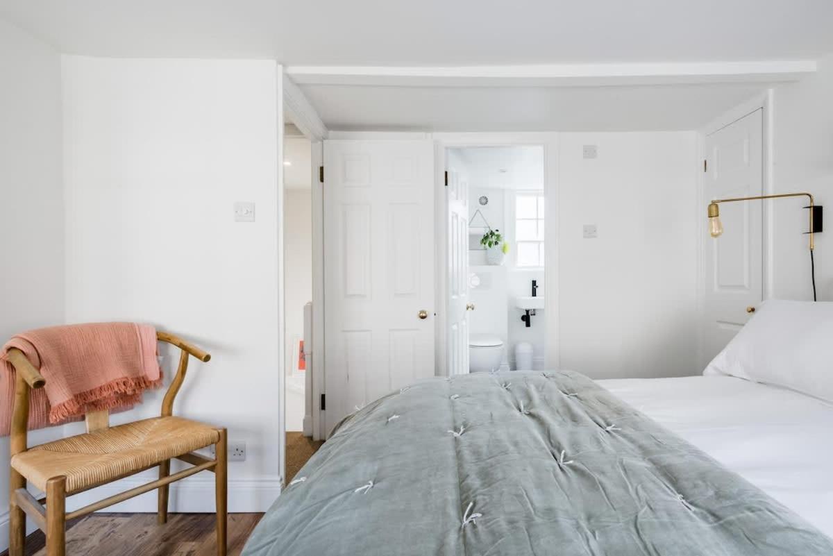 Central Georgian Townhouse With Free Parking Bath Exterior photo