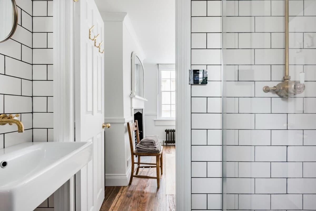 Central Georgian Townhouse With Free Parking Bath Exterior photo